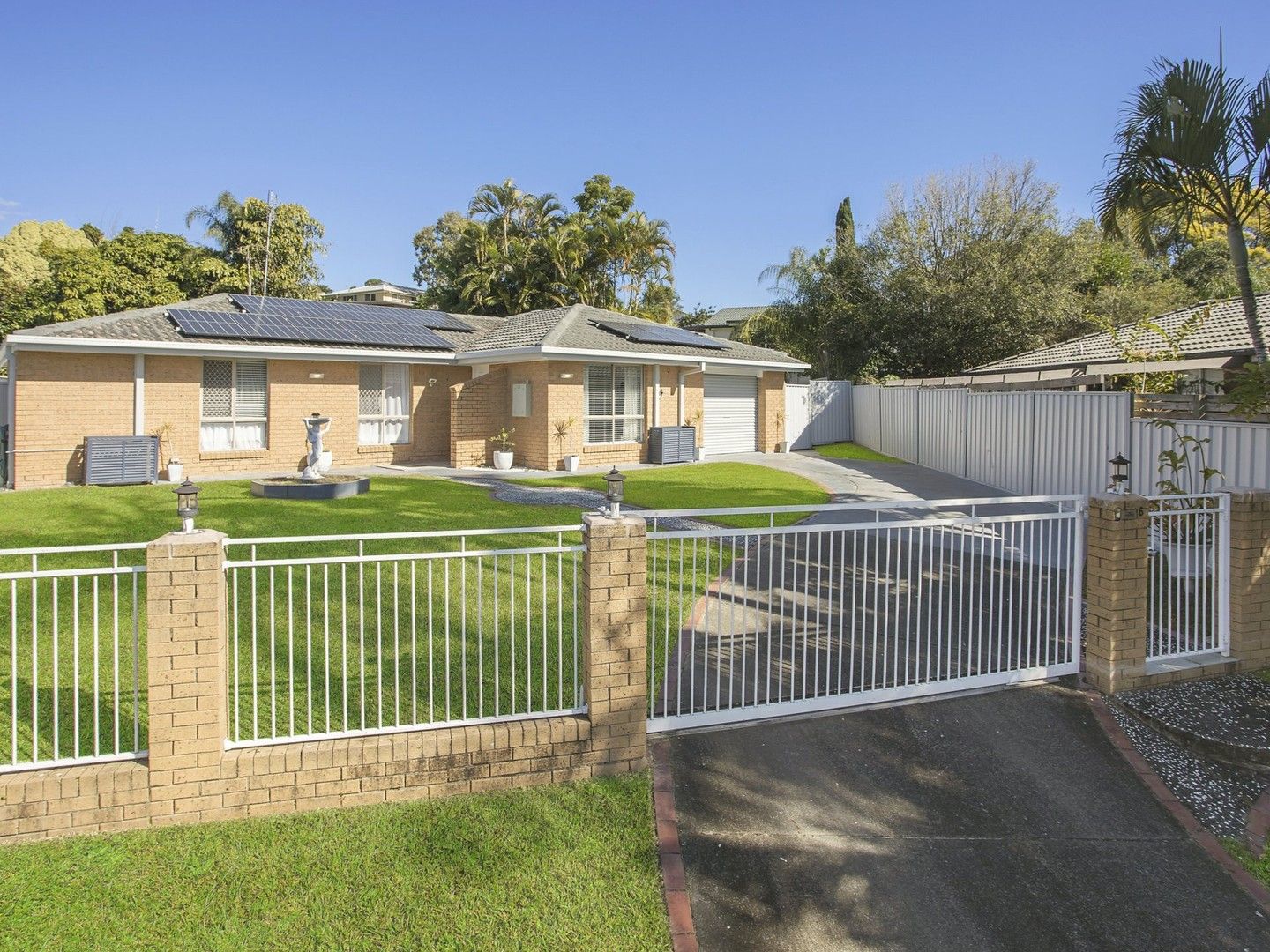 6 Kenley Court, Carrara QLD 4211, Image 0