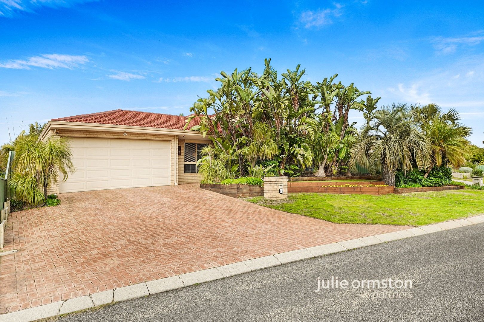 23 Richardson Court, Woodvale WA 6026, Image 0