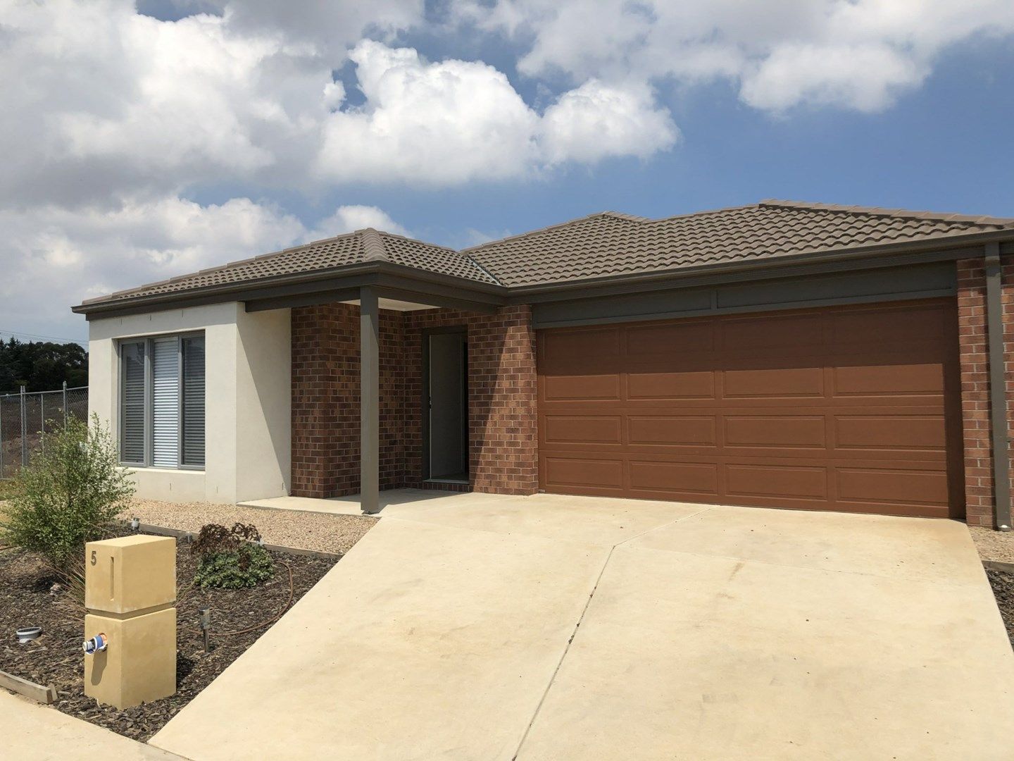 5 hinterland drive curlewis