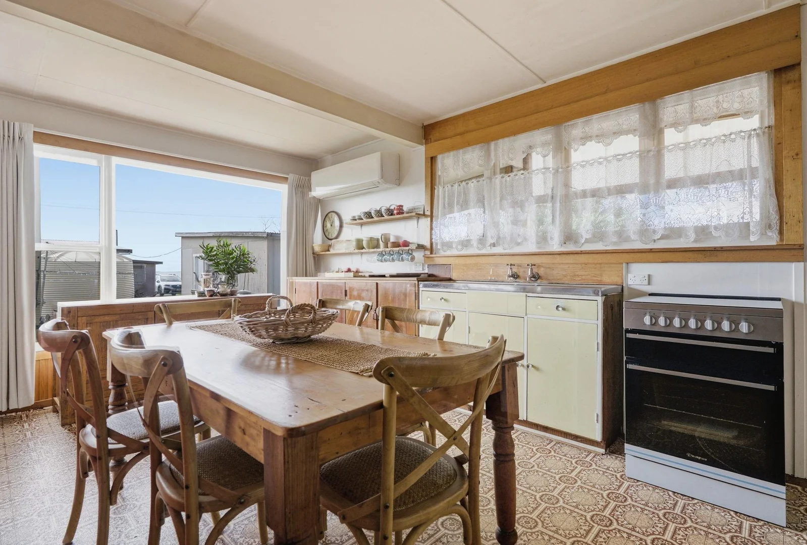 Additional image 3 of 44 Tomahawk Drive, Tomahawk TAS 7262