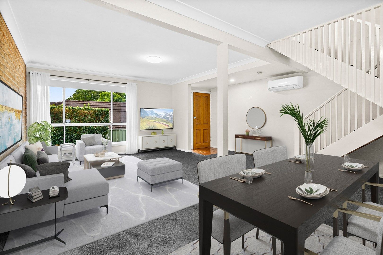 3 bedrooms Townhouse in 1/18 Mangerton Road MANGERTON NSW, 2500