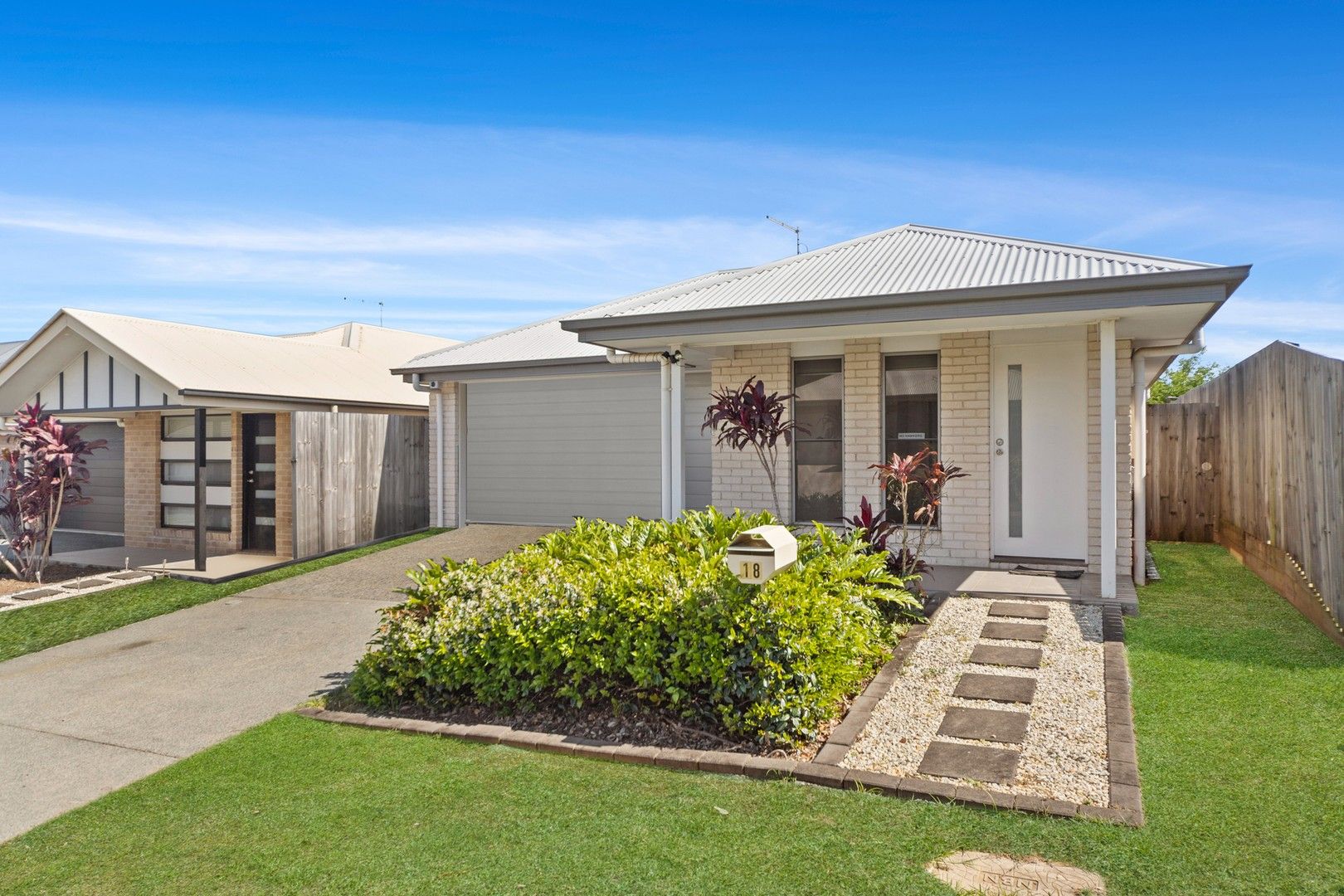 4 bedrooms House in 18 Bayleaf Street GRIFFIN QLD, 4503