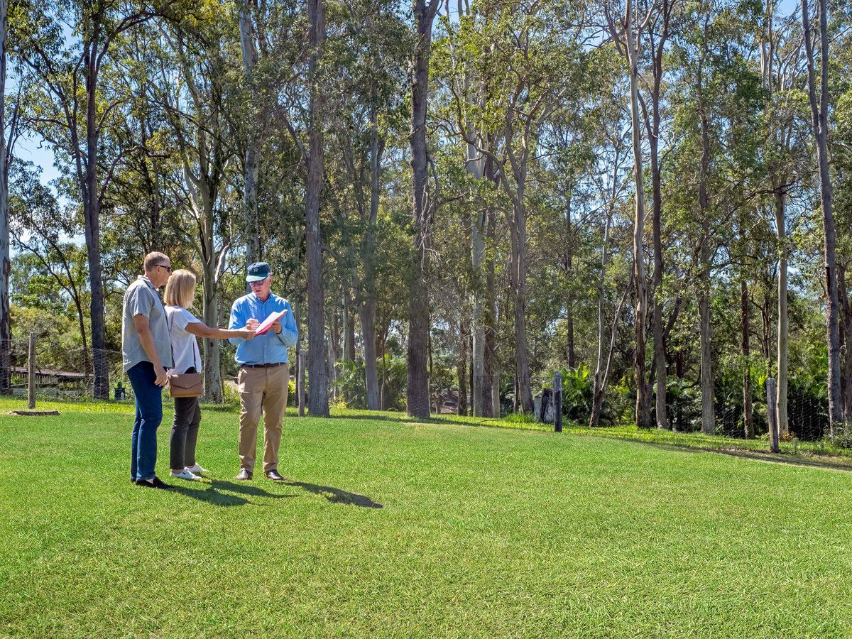 Vacant land in Proposed Lot 32 / 11 Trentham Place, SAMFORD VILLAGE QLD, 4520