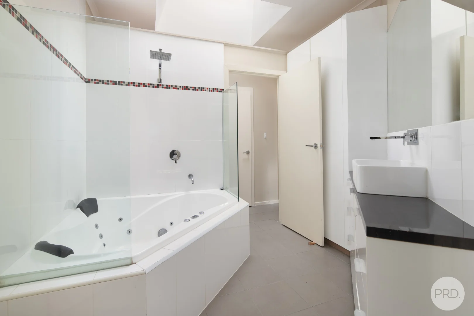 Additional image 6 of 1/69 Gillies Street South, Alfredton VIC 3350