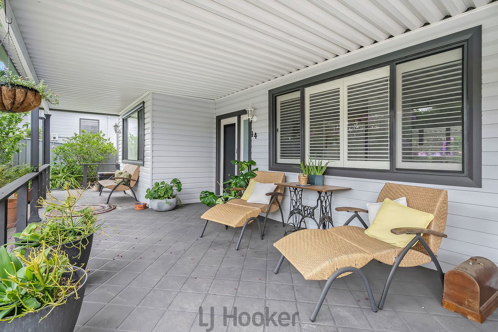 14 Chippindall Street, Speers Point NSW 2284, Image 2