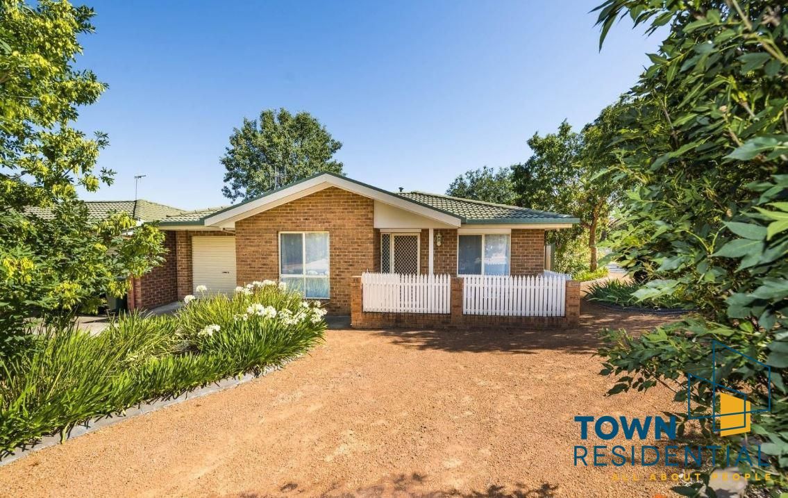 2 bedrooms House in 2 Slight Place HOLT ACT, 2615