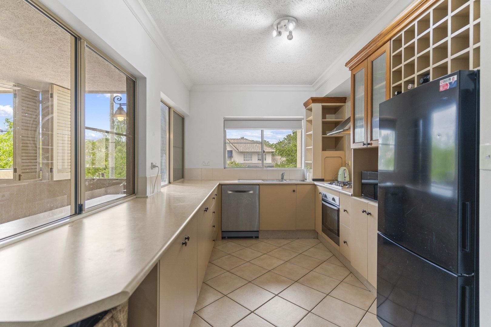 705/2-10 Greenslopes Street, Cairns North QLD 4870, Image 2