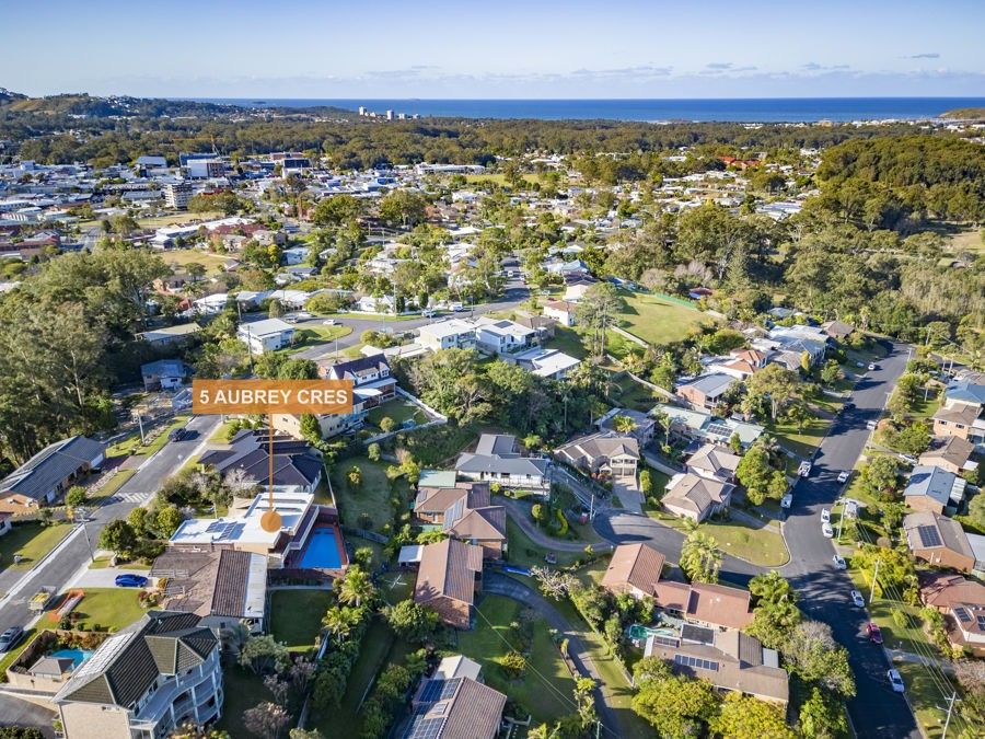 3 bedrooms House in 5 Aubrey Crescent COFFS HARBOUR NSW, 2450