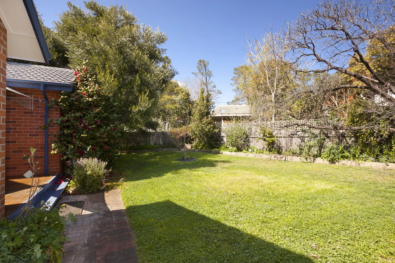 Additional image 9 of 174 Captain Cook Crescent, Narrabundah ACT 2604