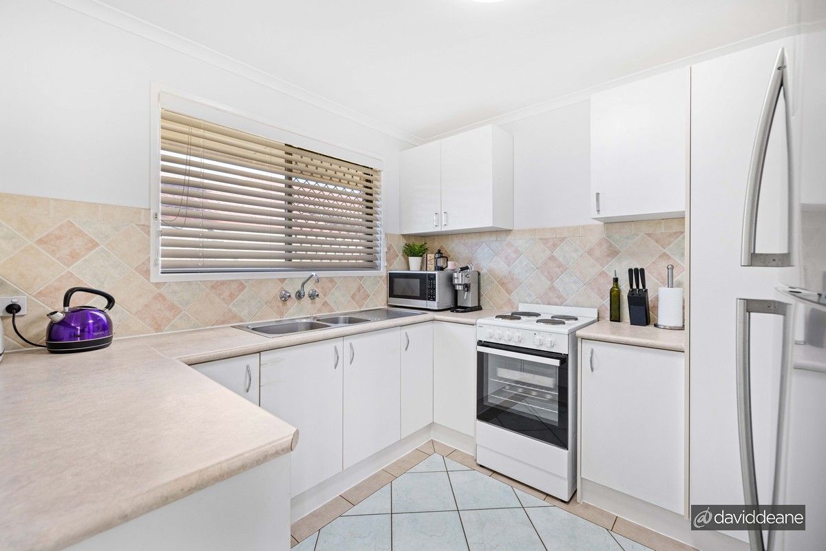 21 Brodiek Street, Strathpine QLD 4500, Image 2