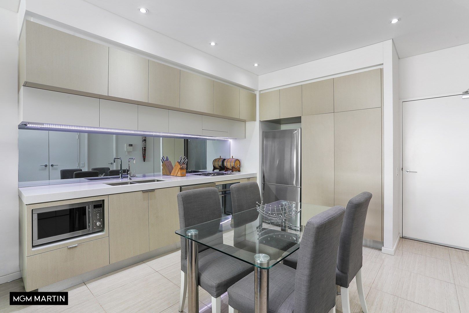 2 bedrooms Apartment / Unit / Flat in 148/6B Defries Avenue ZETLAND NSW, 2017