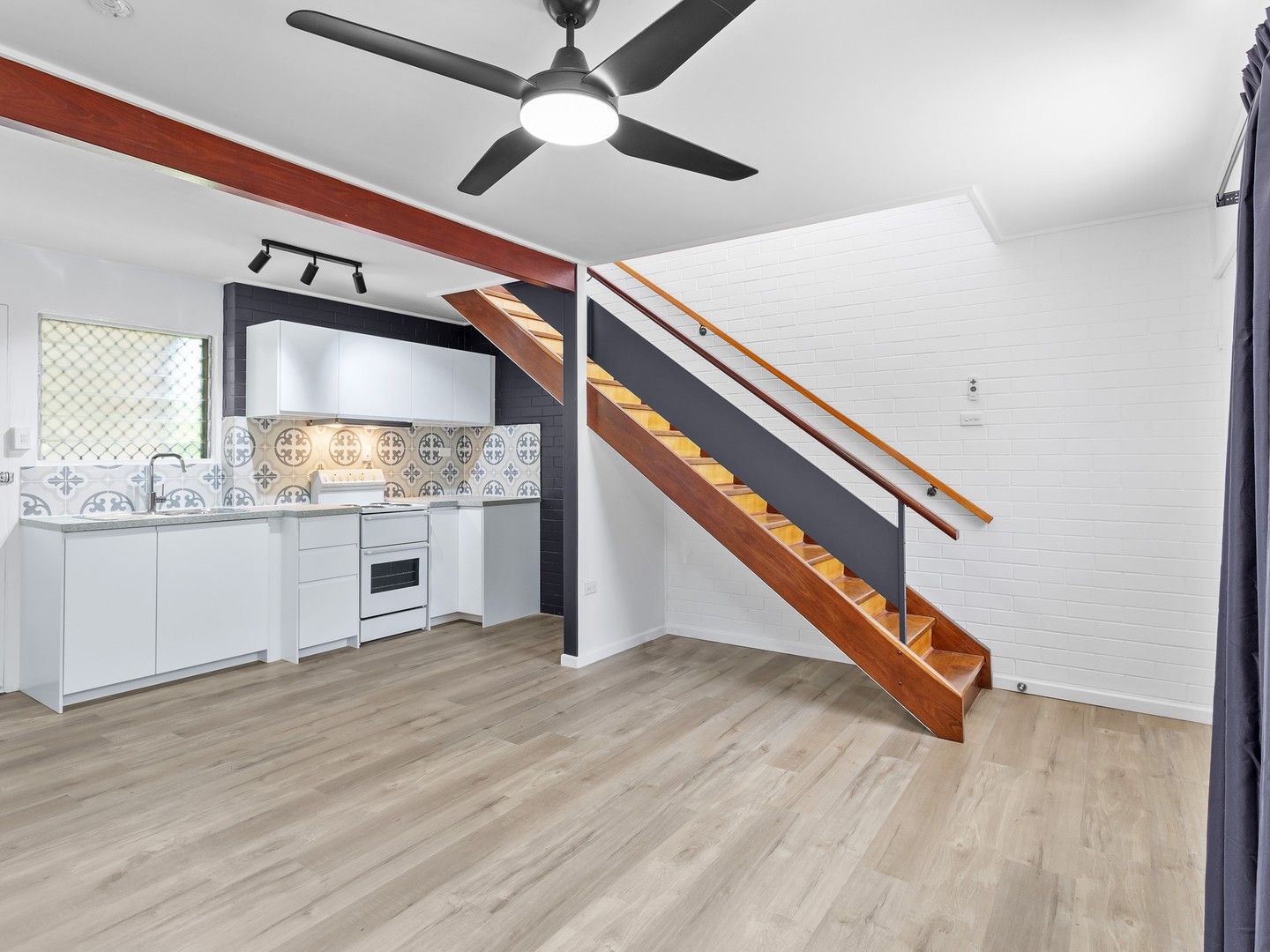 1 bedrooms Apartment / Unit / Flat in 4/51 Flinders Parade SCARBOROUGH QLD, 4020