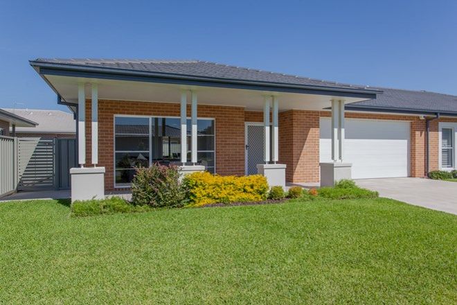 Picture of 5 Cockatoo Court, FULLERTON COVE NSW 2318