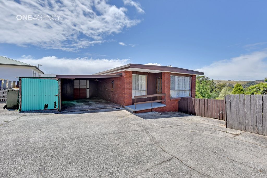 2/33 Old Surrey Road, Havenview TAS 7320, Image 0