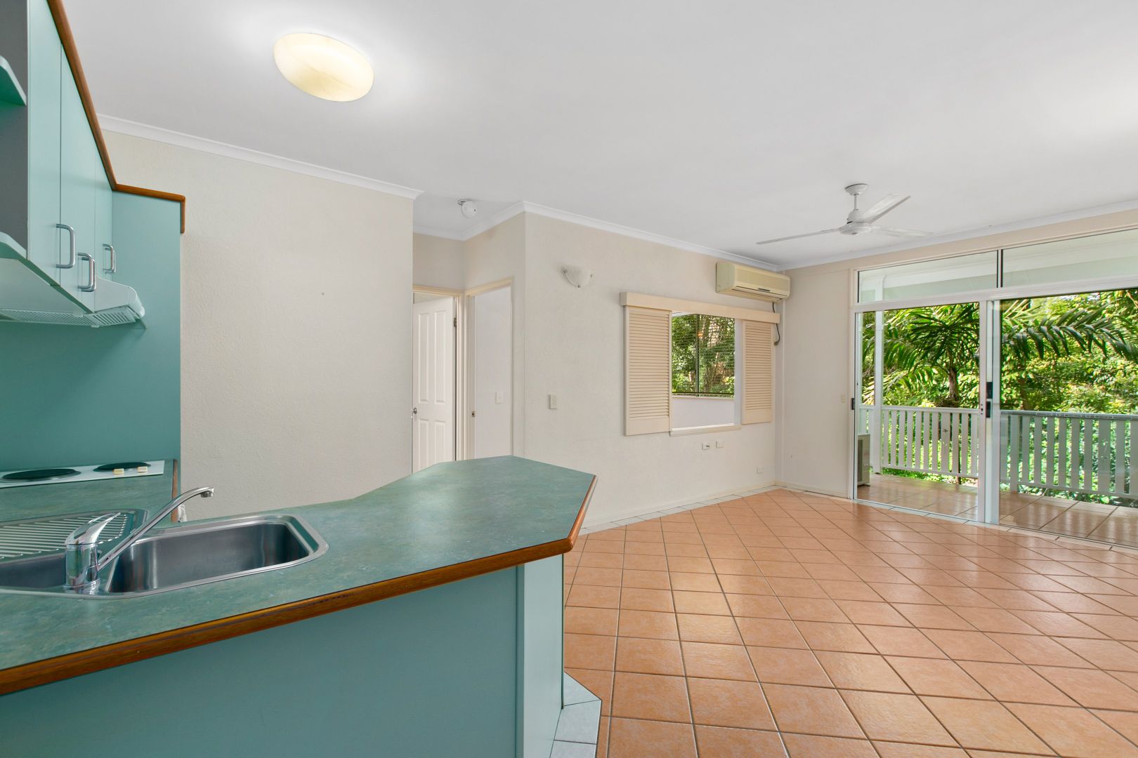 13/6-8 Triton Street, Palm Cove QLD 4879, Image 1