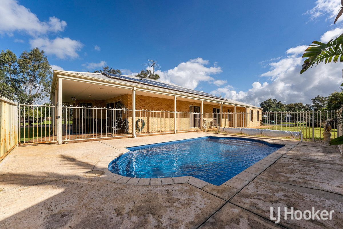 17 Hanover Way, West Pinjarra WA 6208, Image 0