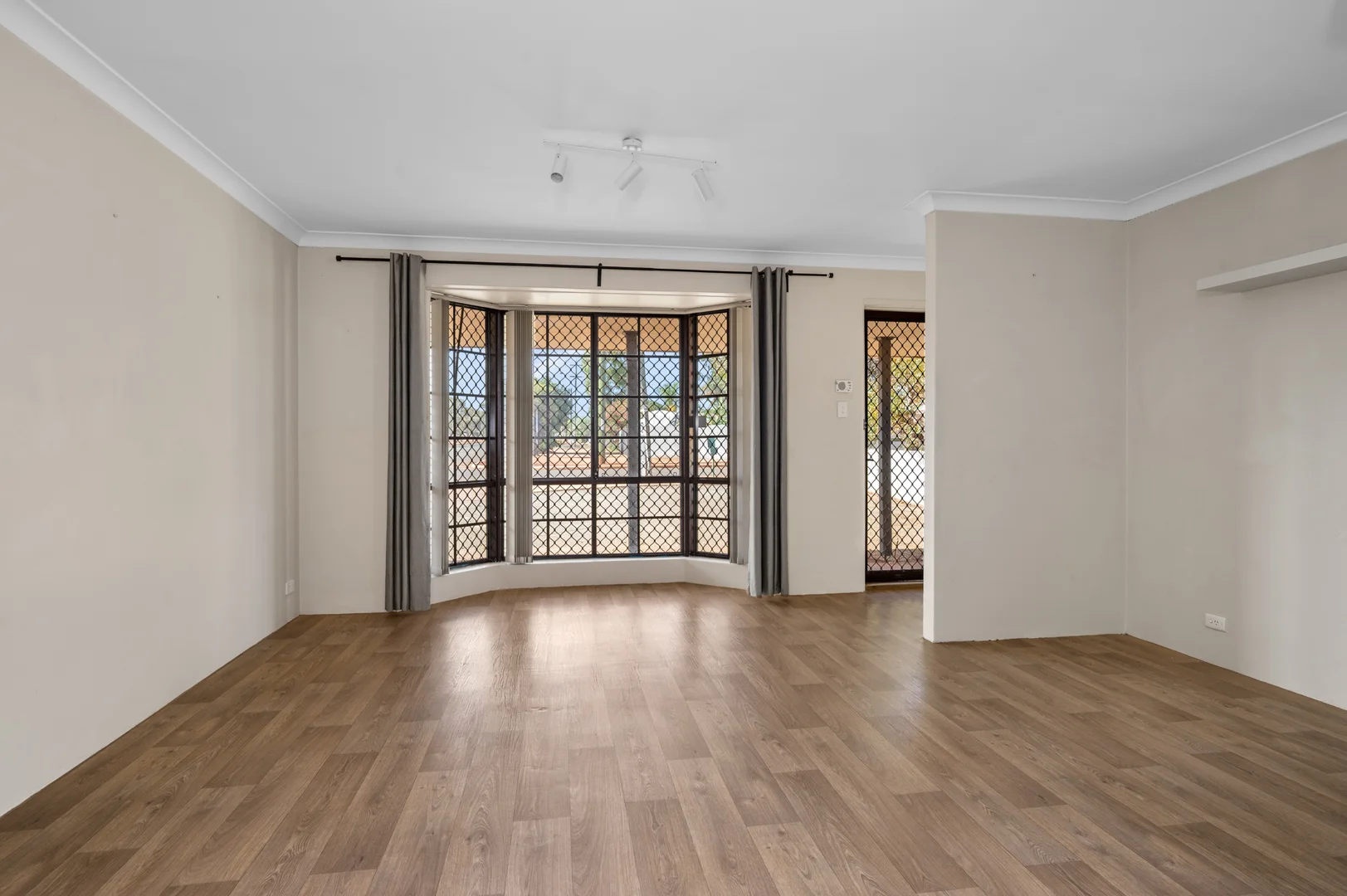 Additional image 5 of 90A Keenan Street, Hannans WA 6430