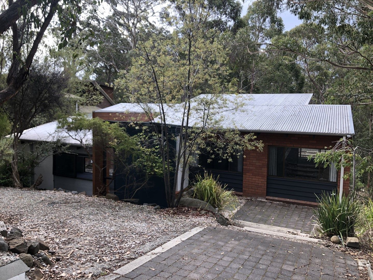 605 Nelson Road, Mount Nelson Property History & Address Research