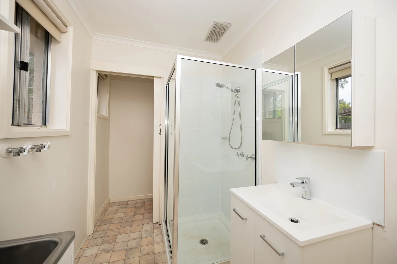 Additional image 10 of 2/15 Fitchett St, Garran ACT 2605