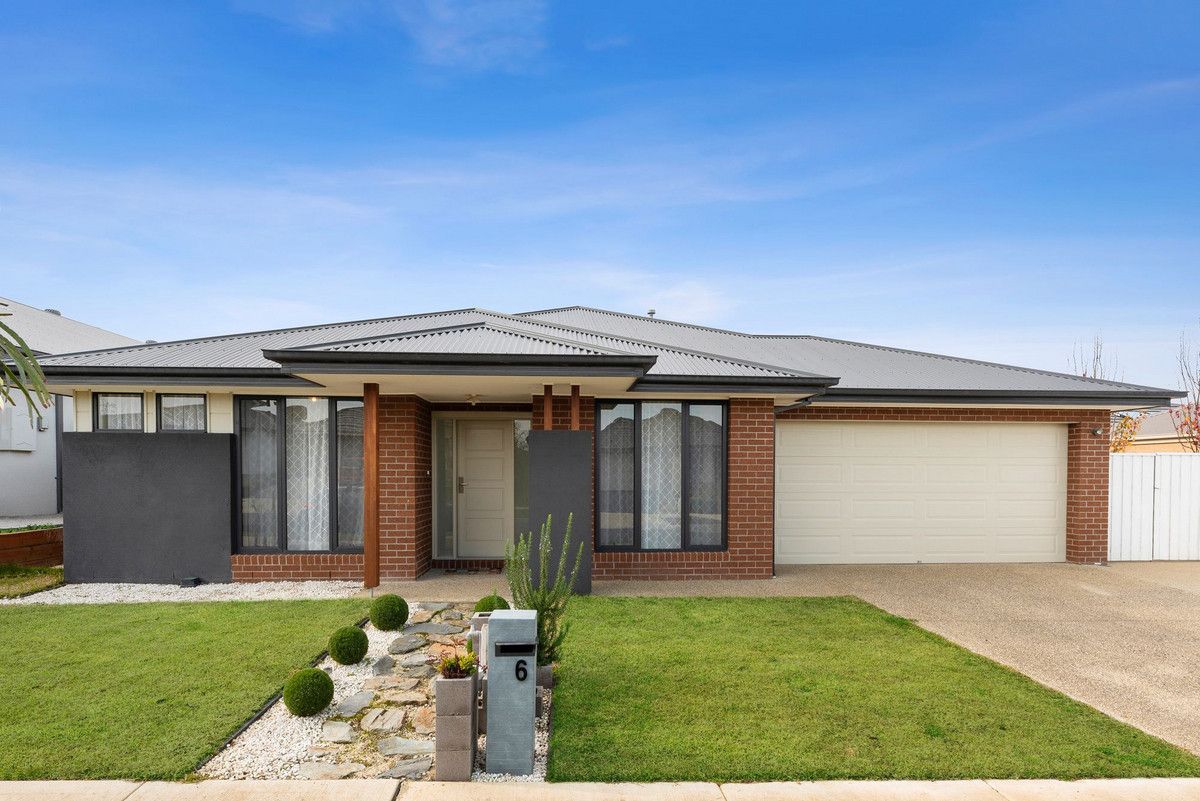 4 bedrooms House in 6 Jindabyne Street ARMSTRONG CREEK VIC, 3217