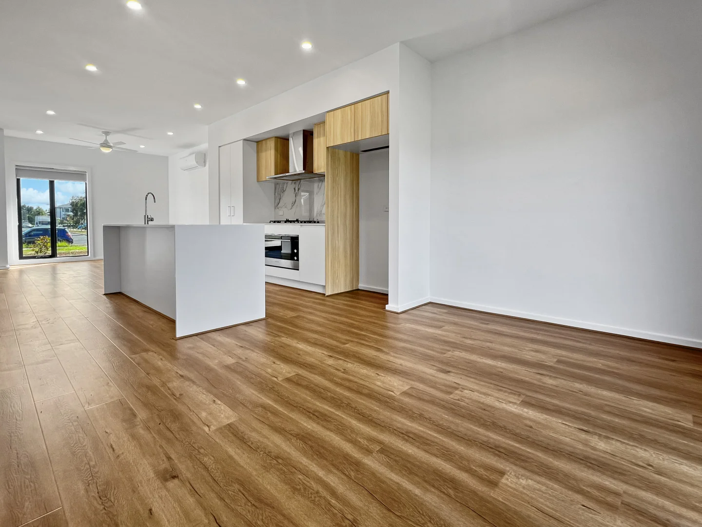 Additional image 5 of 3/33 Nash Blvd, Rockbank VIC 3335