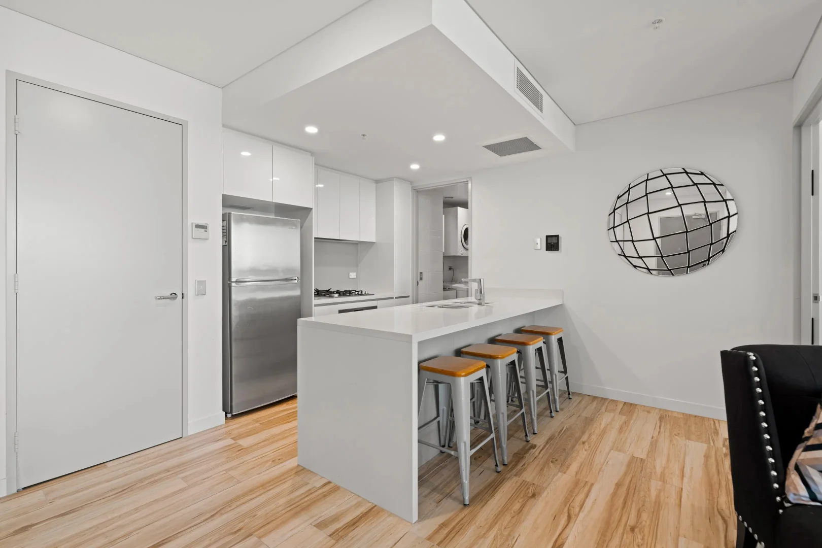 Additional image 5 of 2 Como Crescent, Southport QLD 4215