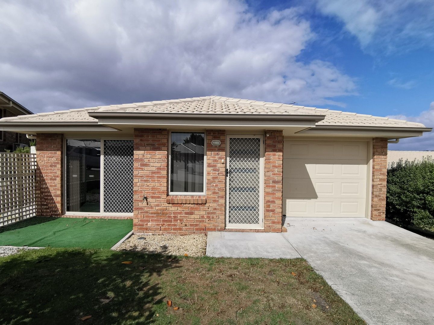 2 bedrooms House in 8/70 Village Drive KINGSTON TAS, 7050