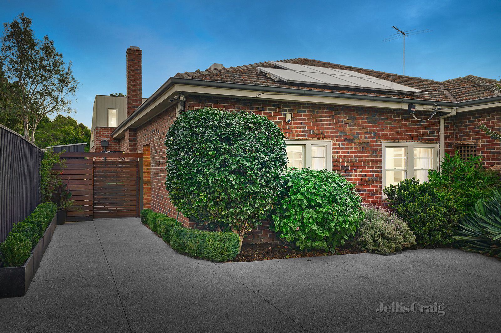 15A Trevascus Street, Caulfield South VIC 3162