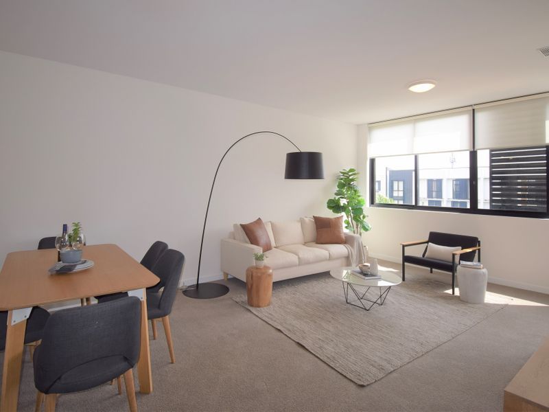 2 bedrooms Apartment / Unit / Flat in 2215/50 Pemberton Street BOTANY NSW, 2019