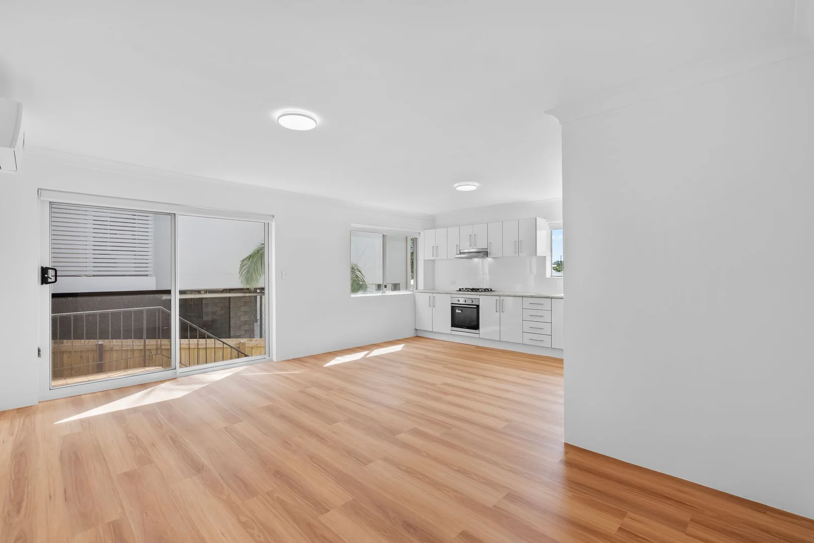 Additional image 3 of 1/28 Mclay Street, Coorparoo QLD 4151