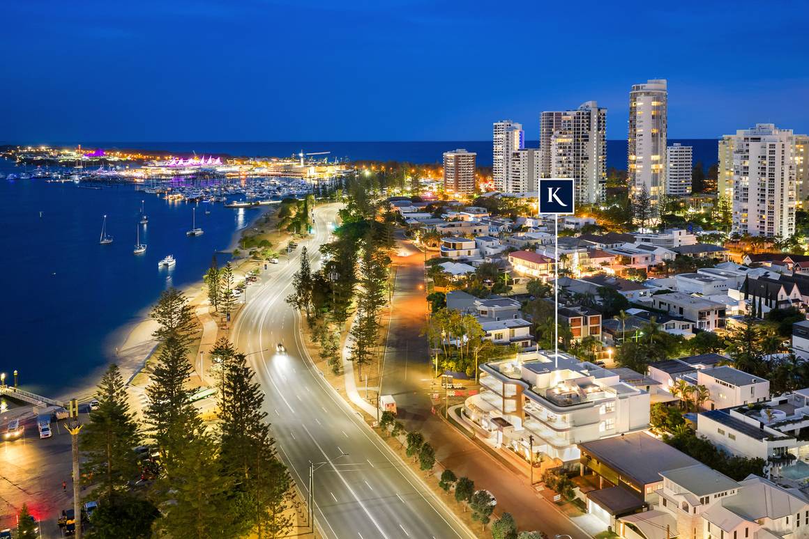 1/19-21 Rankin Parade Main Beach 4217 - Image 6