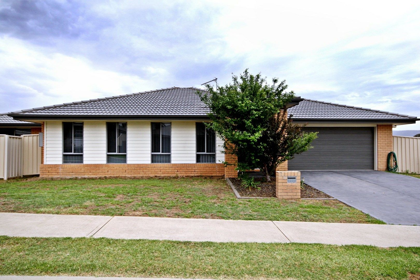 3 Finnegan Crescent, Muswellbrook NSW 2333, Image 0