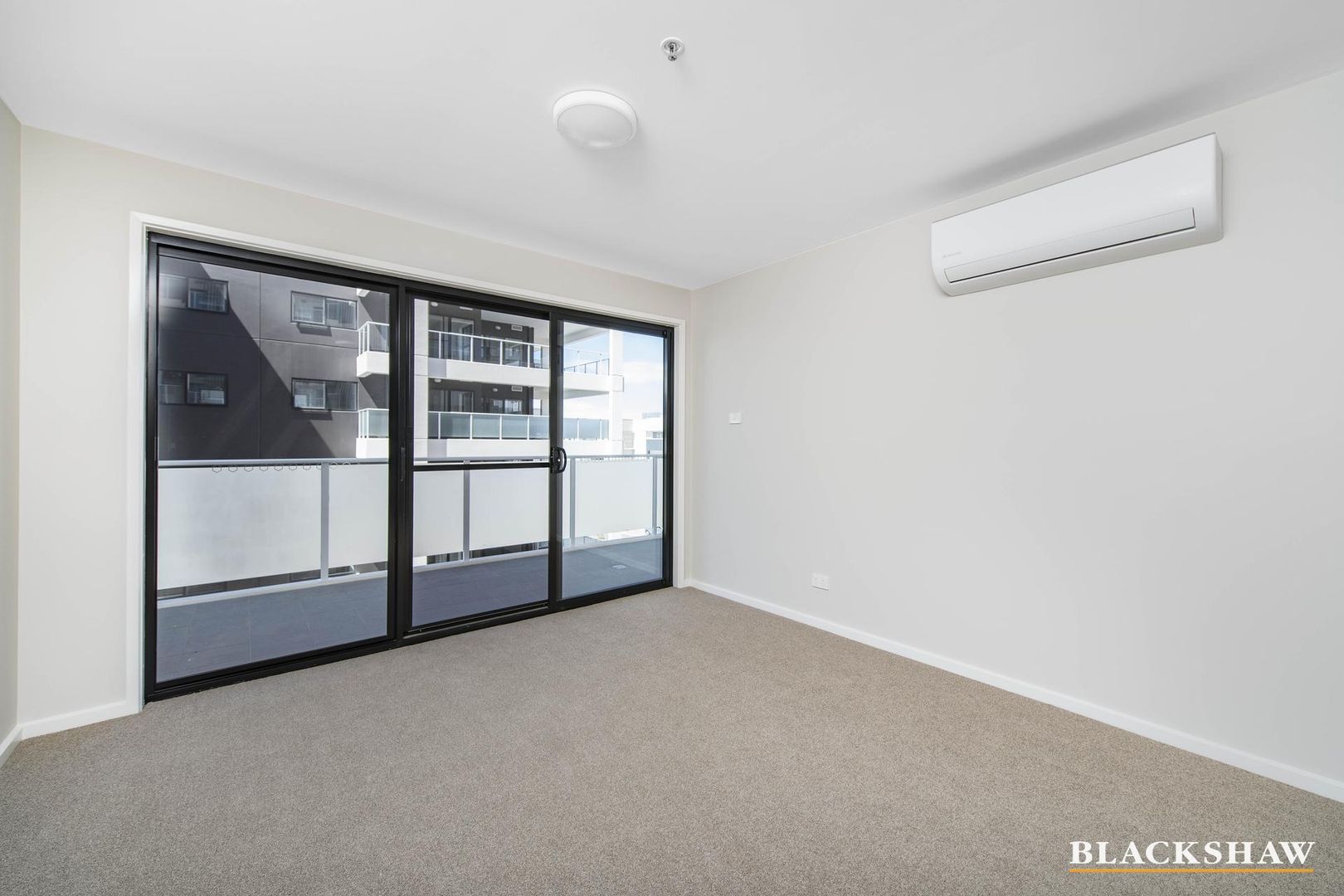 19/311 Anketell Street, Greenway ACT 2900, Image 2