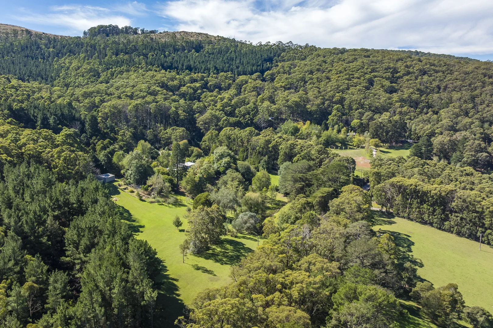 Additional image 35 of 165 Zig Zag Road, Mount Macedon VIC 3441