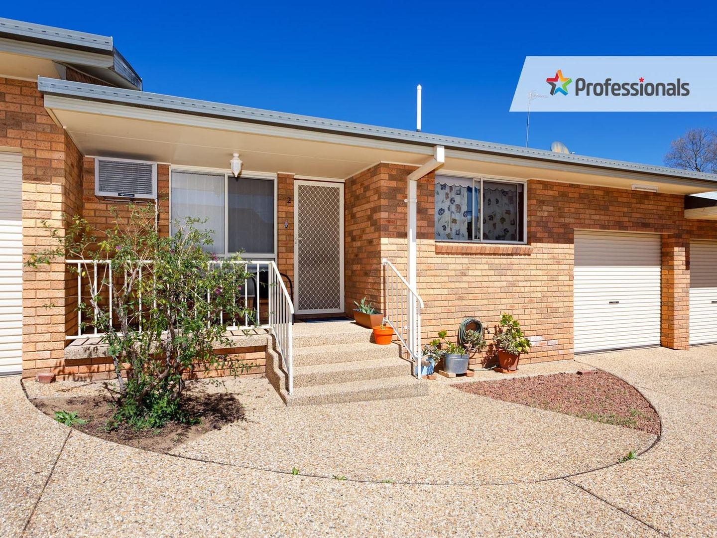 27 Kenneally Street, Wagga Wagga NSW 2650, Image 1