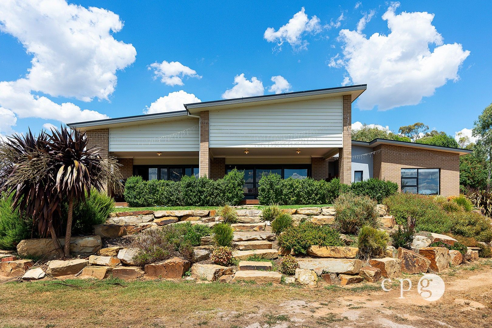 2A Hillside Court Campbells Creek VIC 3451 Domain