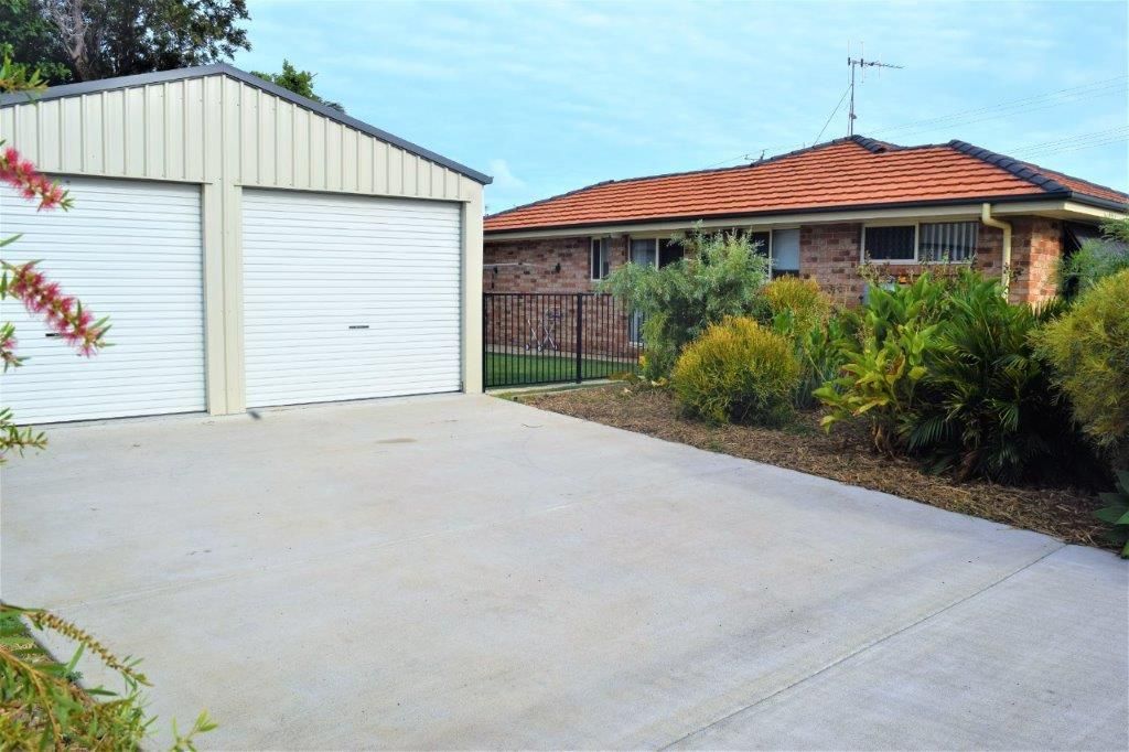 2 Scott St, Burnett Heads QLD 4670, Image 2