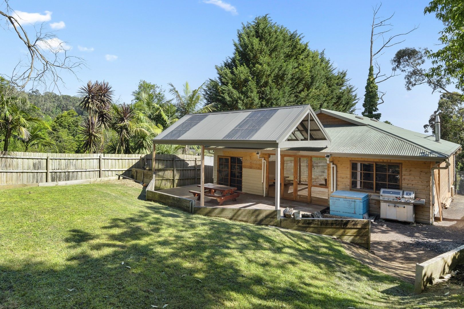4 bedrooms House in 14 Fern Street THE BASIN VIC, 3154