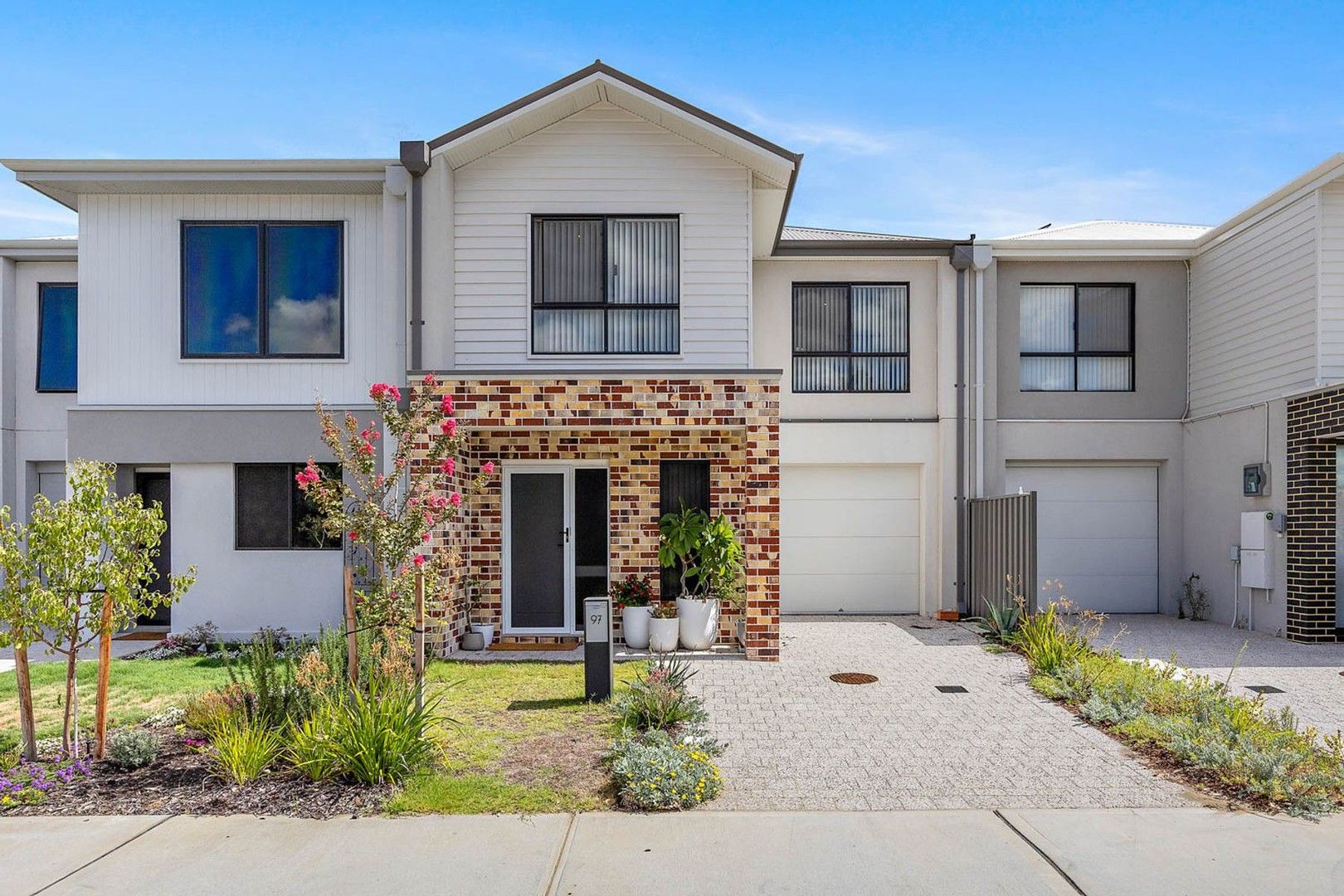 3 bedrooms Townhouse in 97 Blackmore Loop BRABHAM WA, 6055