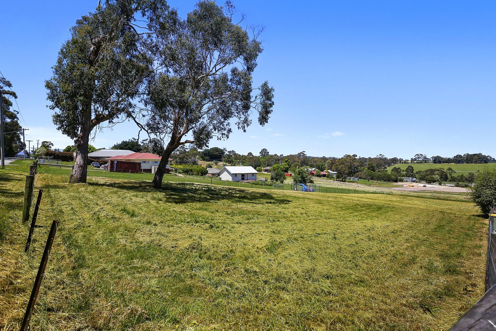 19 Barrowby Avenue, Woori Yallock VIC 3139, Image 2