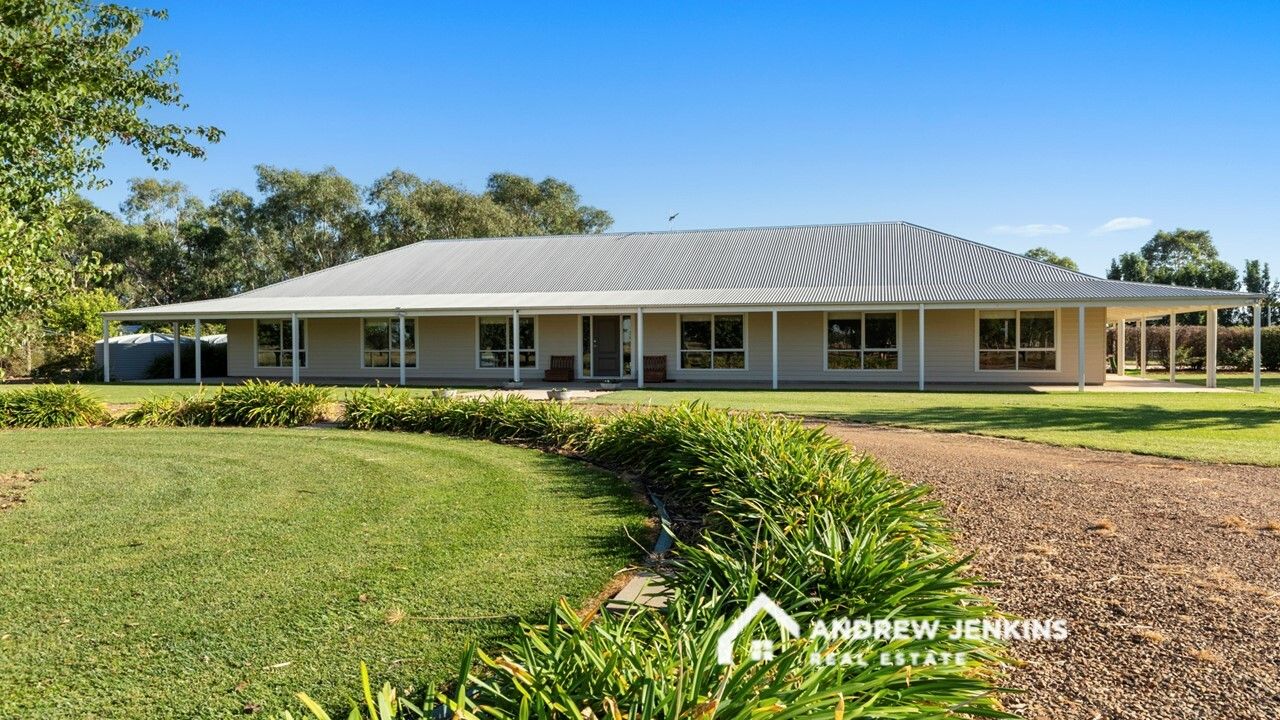 592 Naring Hall Rd, Numurkah VIC 3636, Image 0