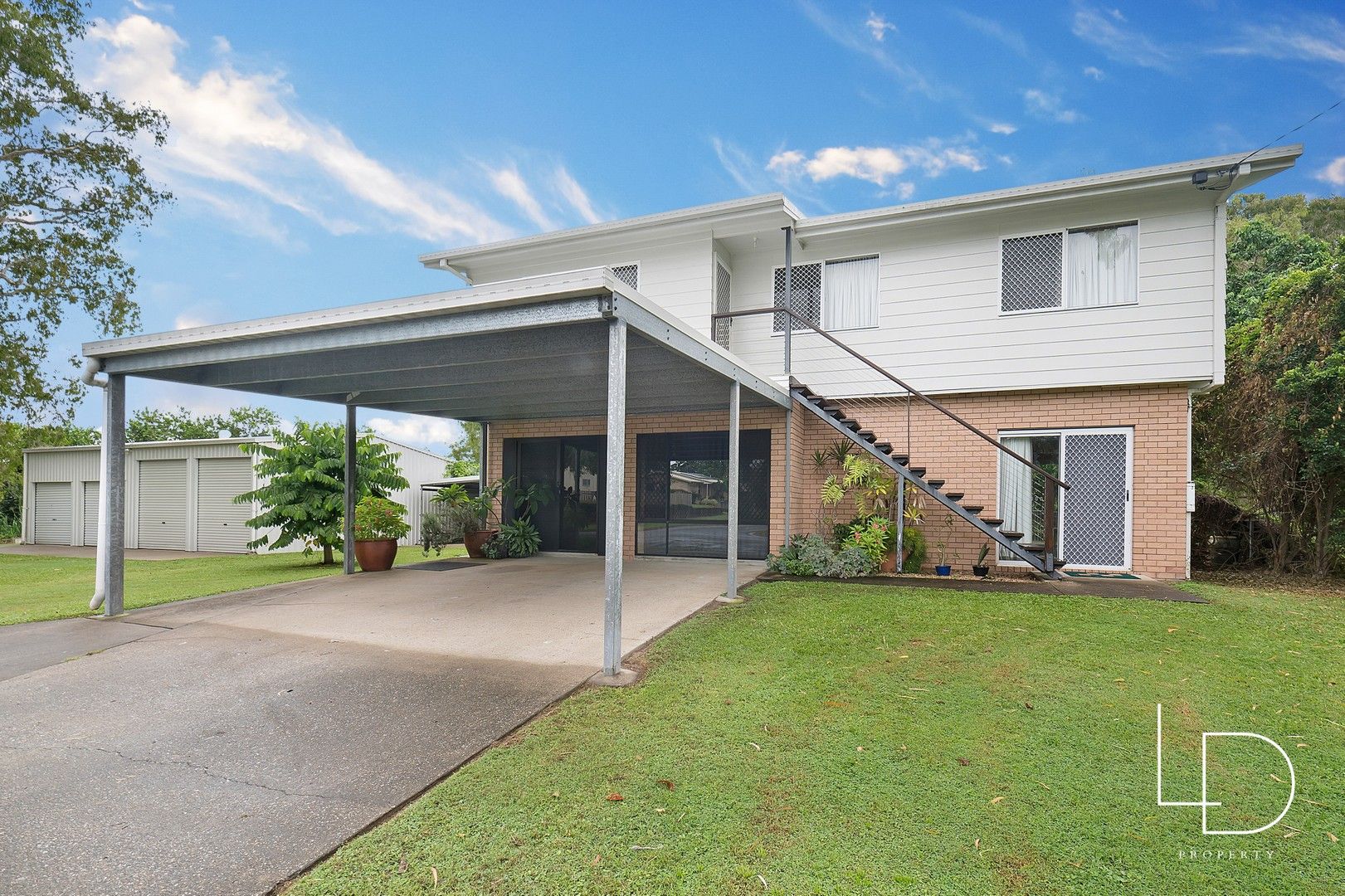 5 bedrooms House in 35 Mcmahon Street ANDERGROVE QLD, 4740