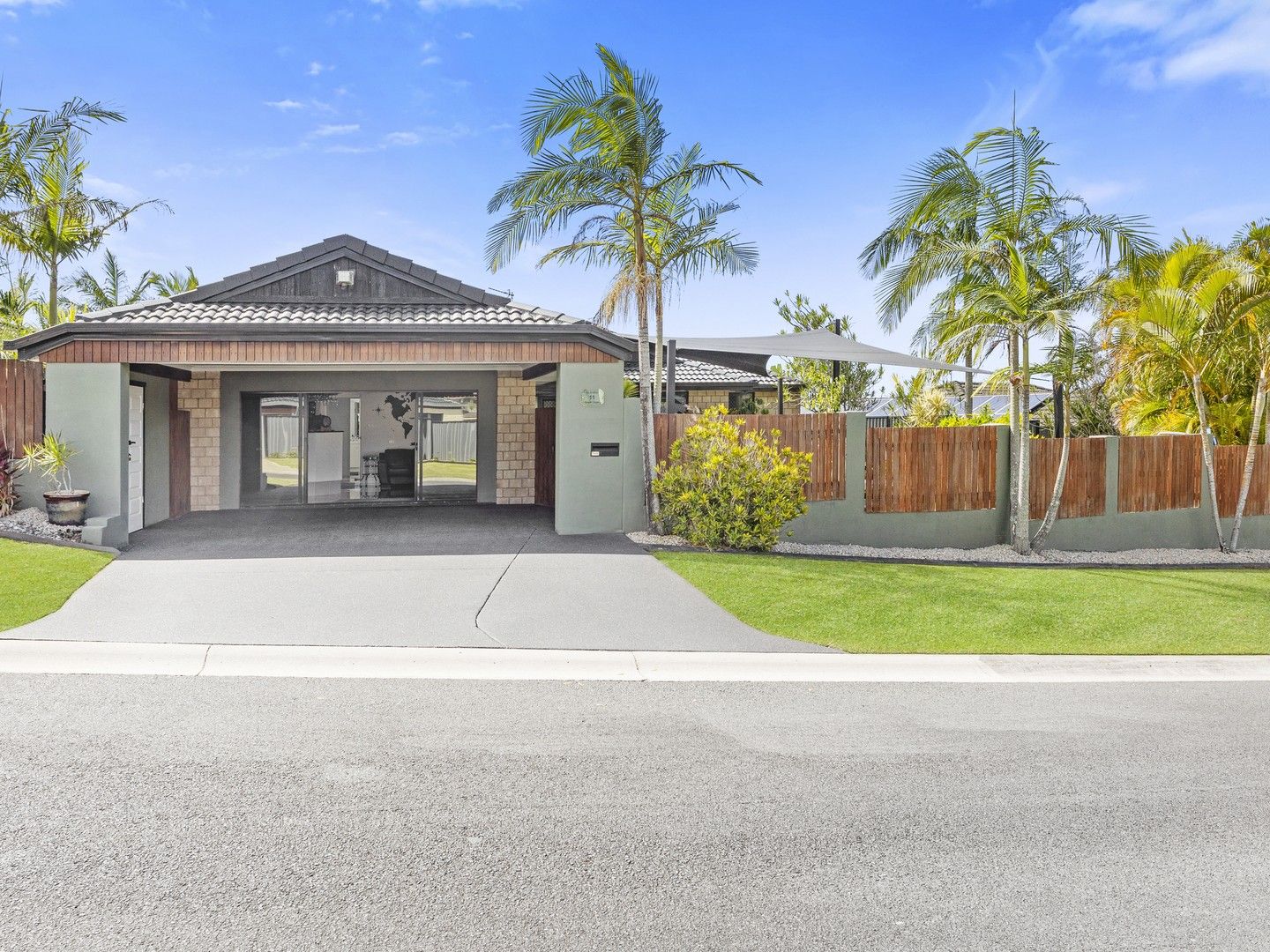 11 Quoll Close, Burleigh Heads QLD 4220, Image 0