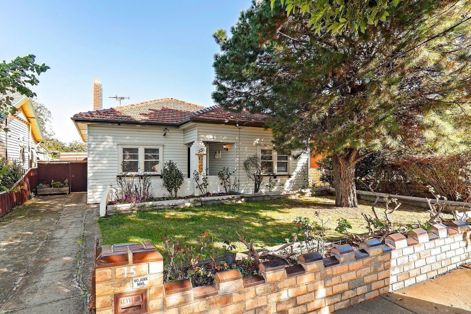 3 bedrooms House in 15 Bakers Rd COBURG NORTH VIC, 3058