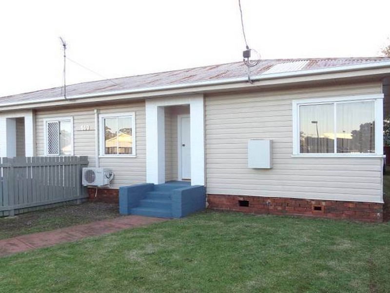 2/149 Anzac Avenue, Harristown QLD 4350, Image 0