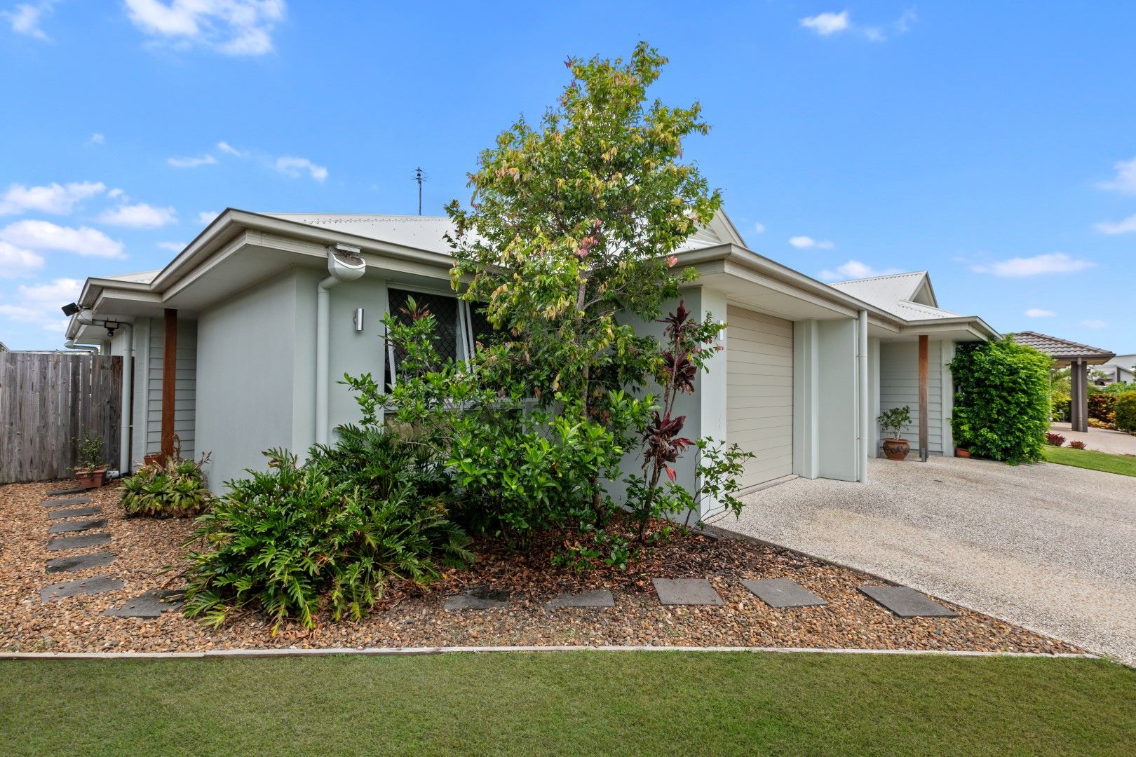 6 Capri Street, Caloundra West QLD 4551, Image 2