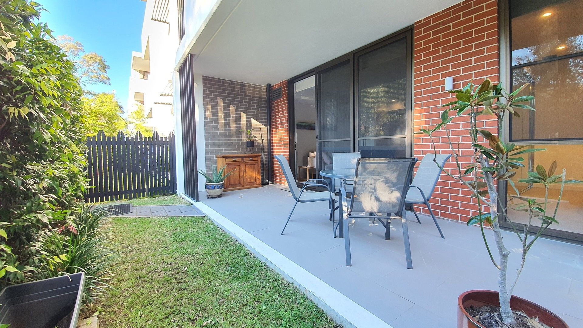 2 bedrooms Apartment / Unit / Flat in 8/1 Victoria Street ROSEVILLE NSW, 2069