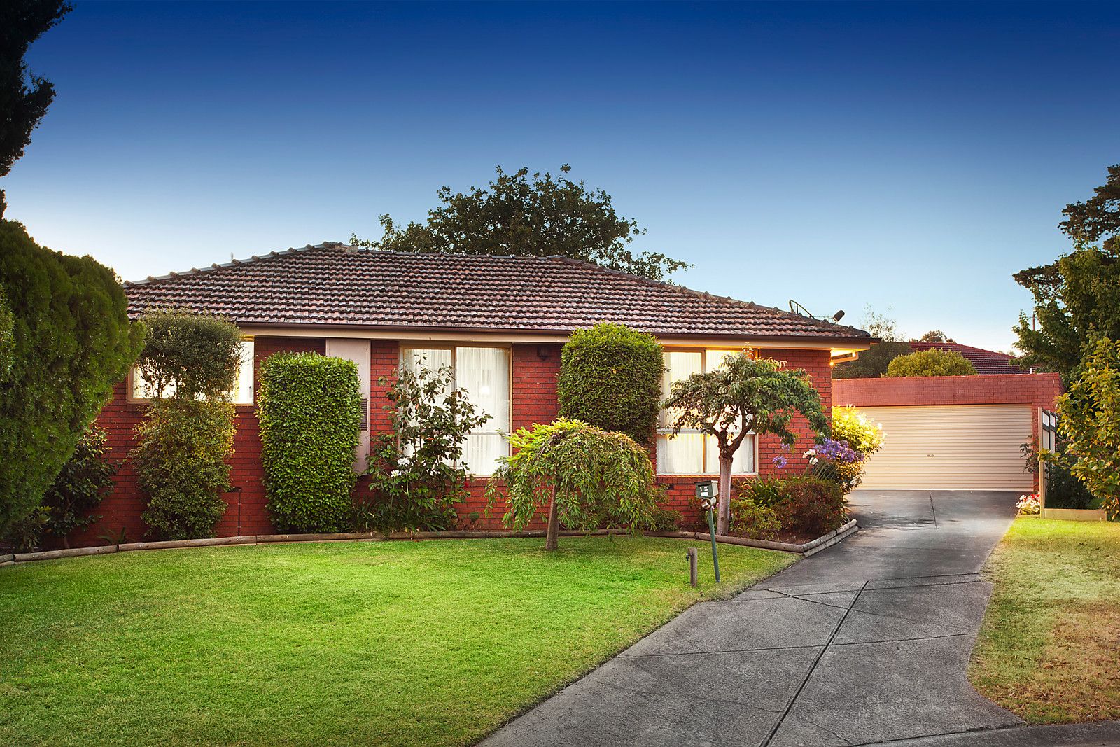 13 Westmere Place, Viewbank VIC 3084, Image 0