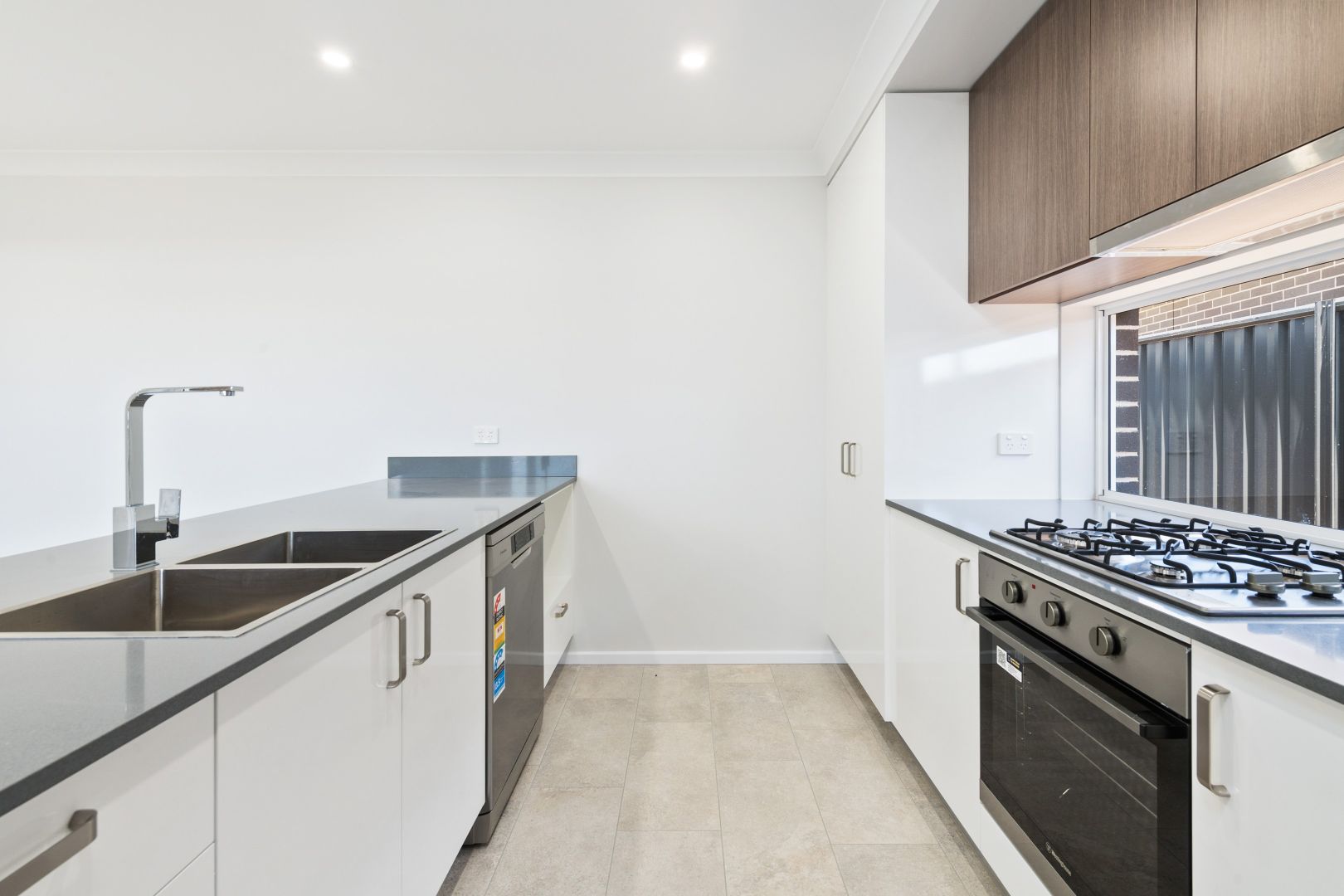 29D Miriam Drive, Orange NSW 2800, Image 2