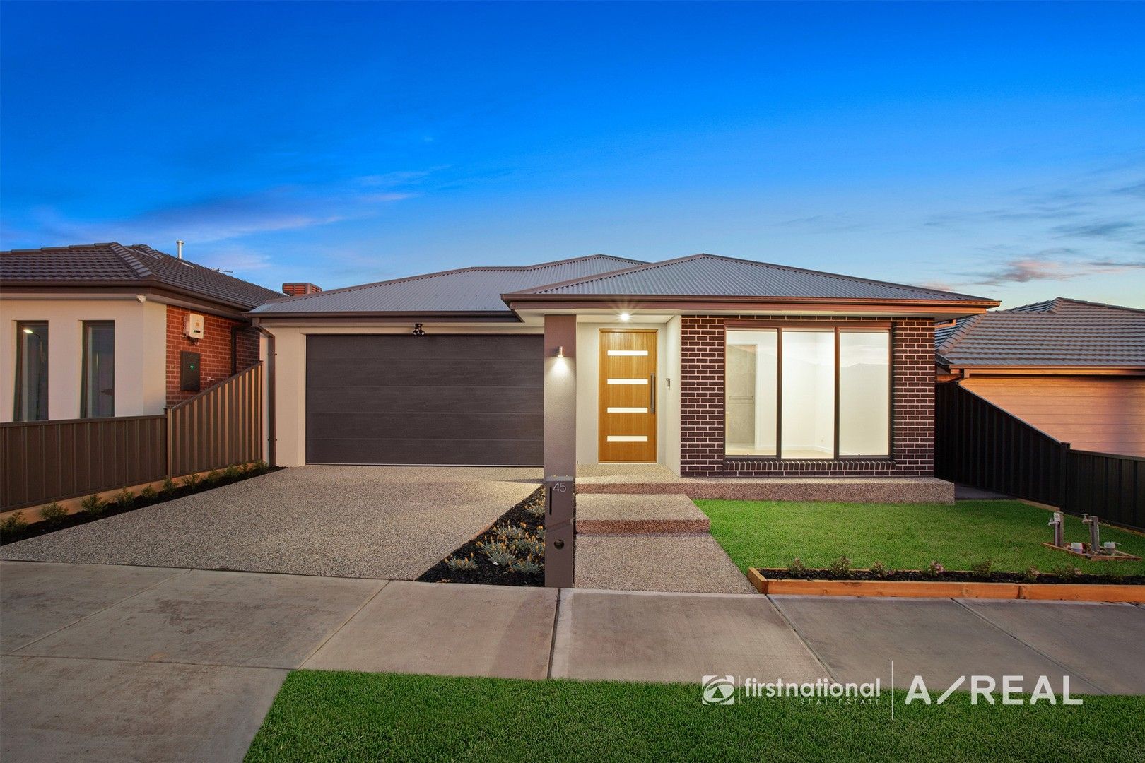 4 bedrooms House in 45 Oleander Circuit BEVERIDGE VIC, 3753